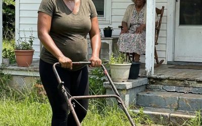 I Mowed the Lawn for the 82-Year-Old Widow Next Door – The Next Morning, a Sheriff Woke Me up with a Request That Made My Blood Run Cold