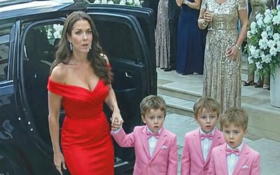 Full part: I Took My 5-Year-Old Triplets to My Millionaire Ex-Husband’s Wedding… And The Second His Family Saw Them